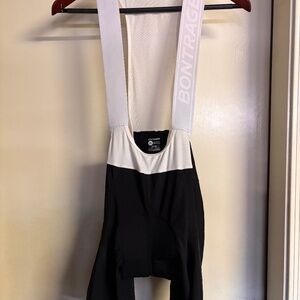 Nice mens XL Bontrager cycling bib